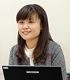 下川原 彩氏