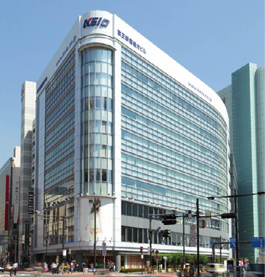 リカレント新宿 外観写真