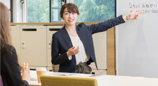 日本語教師はニーズ急増イメージ